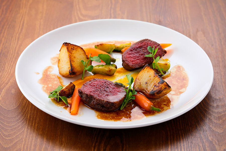 えぞ鹿ロースト 焦がしバターソース